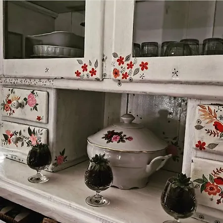Etno Kuca Parce Neba * Uzice