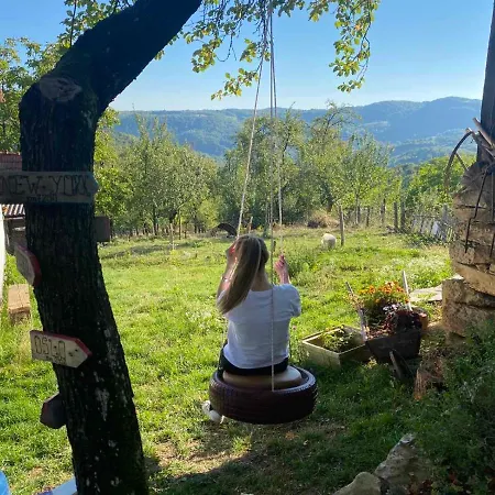 Semesterbostad Etno Kuca Parce Neba Užice