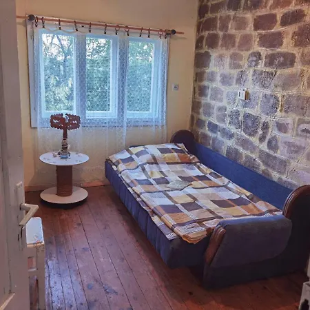 Holiday home Etno Kuca Parce Neba Uzice