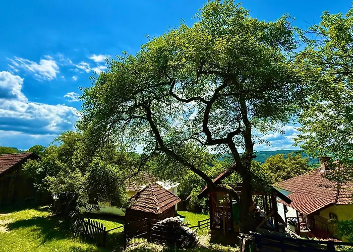 Etno Kuca Parce Neba *